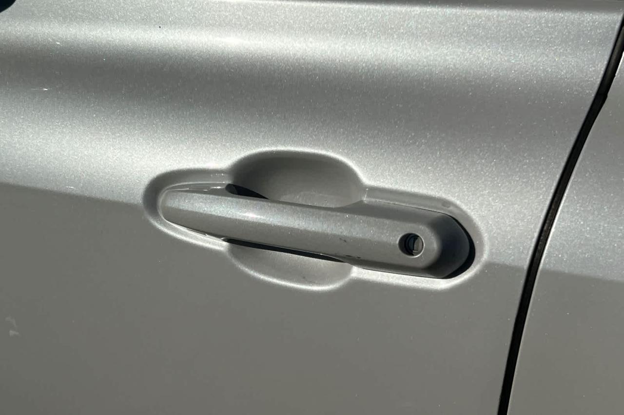 2024 Toyota Highlander XLE Roseville CA