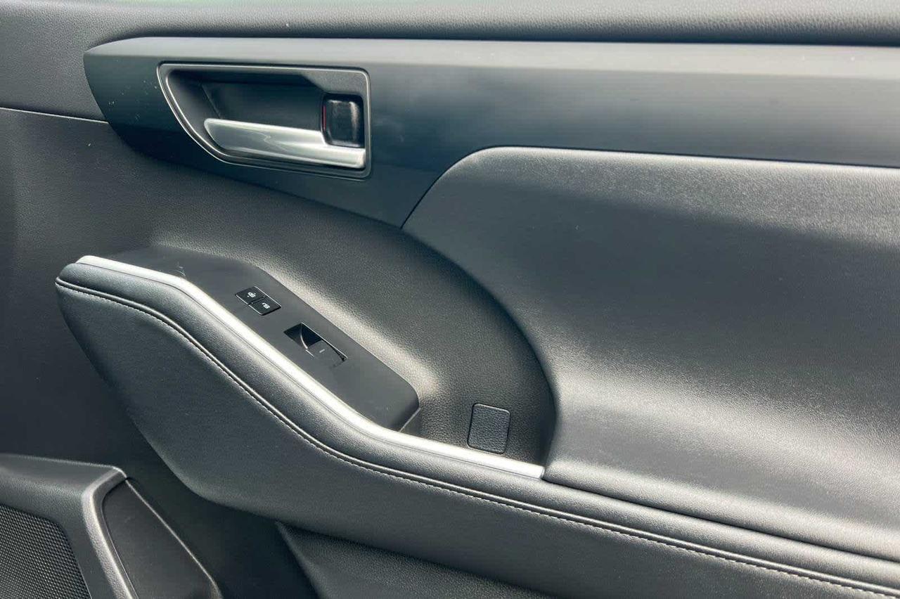 2024 Toyota Highlander XLE Roseville CA