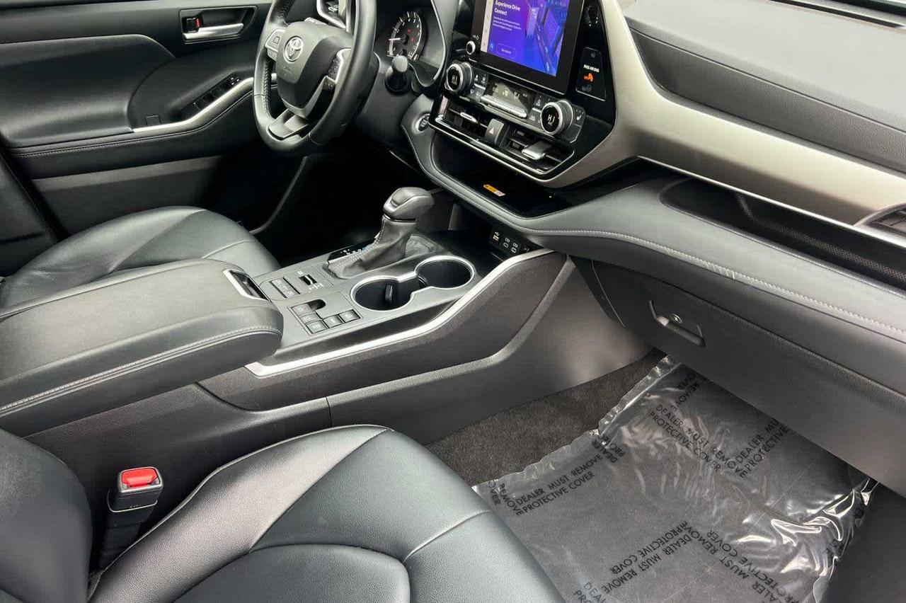 2024 Toyota Highlander XLE Roseville CA