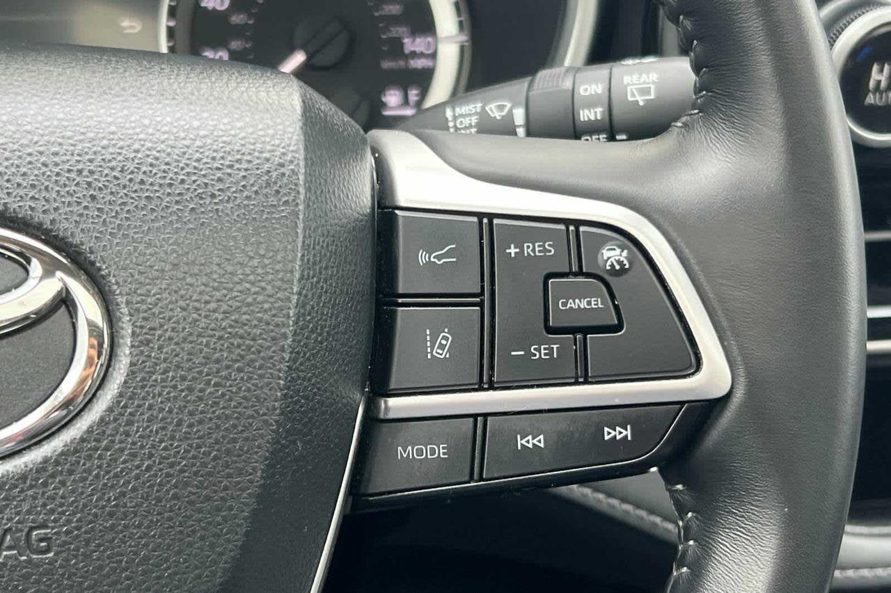 2024 Toyota Highlander XLE Roseville CA