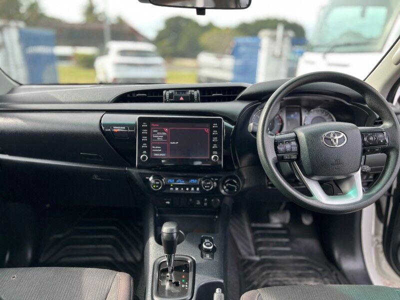 2024 Toyota Hilux (2.8L Turbo Diesel) Vaitele 2024 Toyota Hilux (2.8L Turbo Diesel) Vaitele