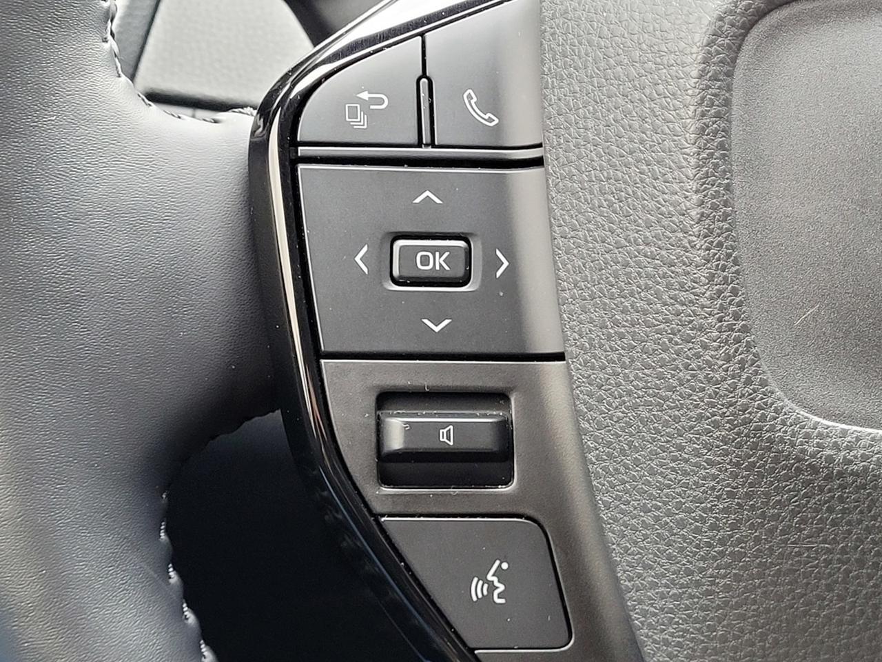 2024 Toyota PRIUS LIMITED Vacaville CA 2024 Toyota PRIUS LIMITED Vacaville CA