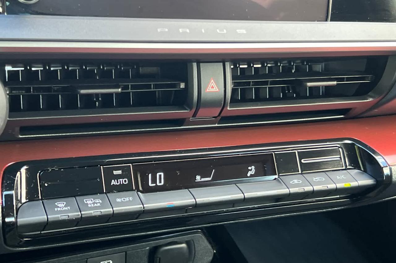 2024 Toyota Prius Prime SE Roseville CA