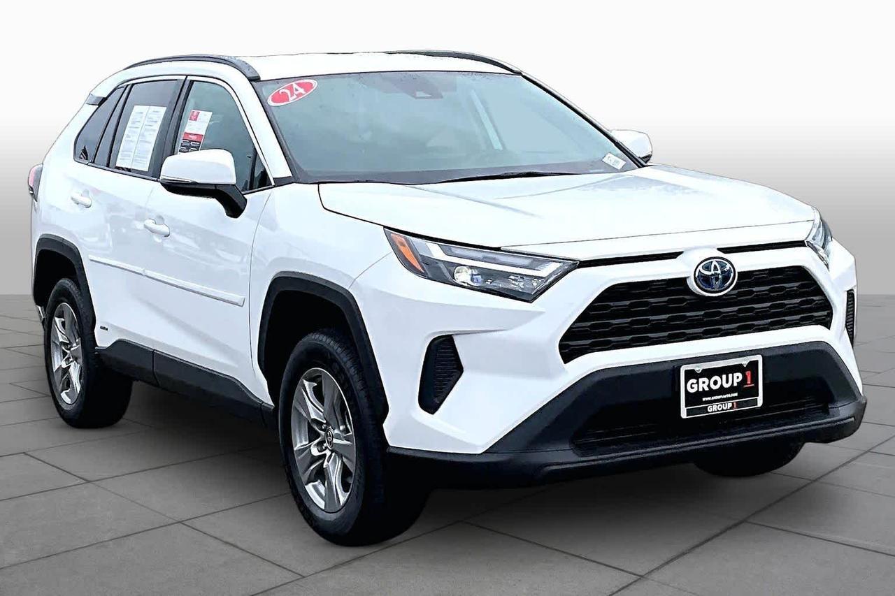 2024 Toyota RAV4 Hybrid LE 2024 Toyota RAV4 Hybrid LE