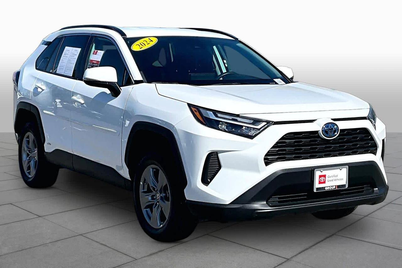 2024 Toyota RAV4 Hybrid LE 2024 Toyota RAV4 Hybrid LE