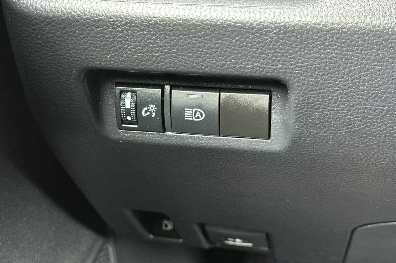 2024 Toyota RAV4 Hybrid SE Roseville CA