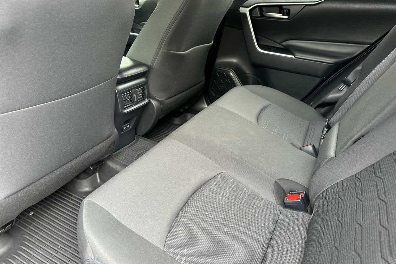 2024 Toyota RAV4 Hybrid SE Roseville CA