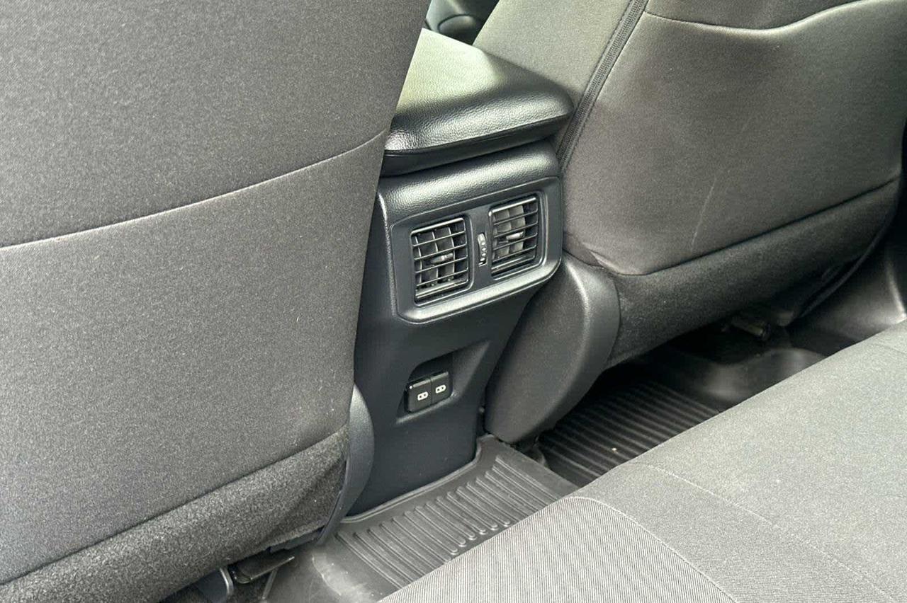 2024 Toyota RAV4 Hybrid SE Roseville CA