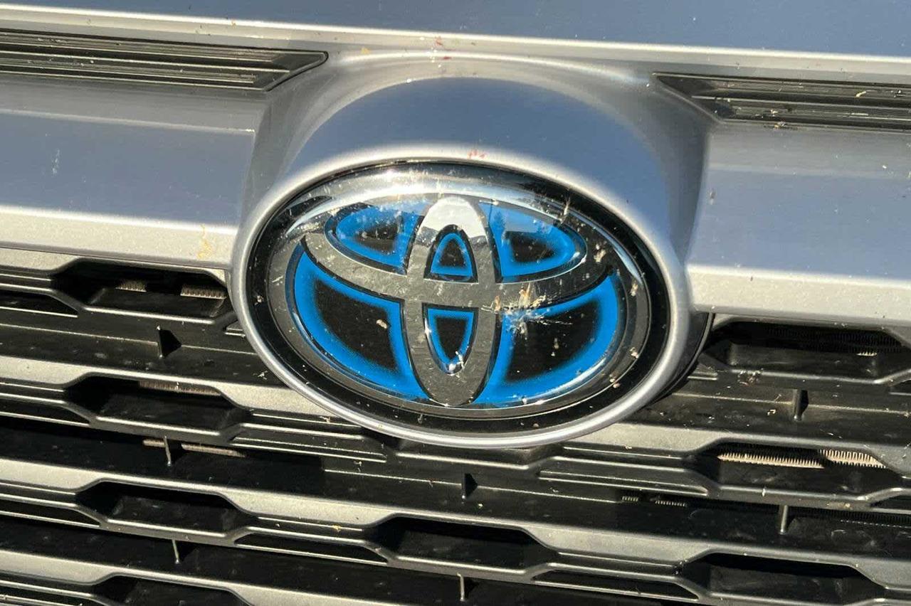 2024 Toyota RAV4 Hybrid XLE Roseville CA