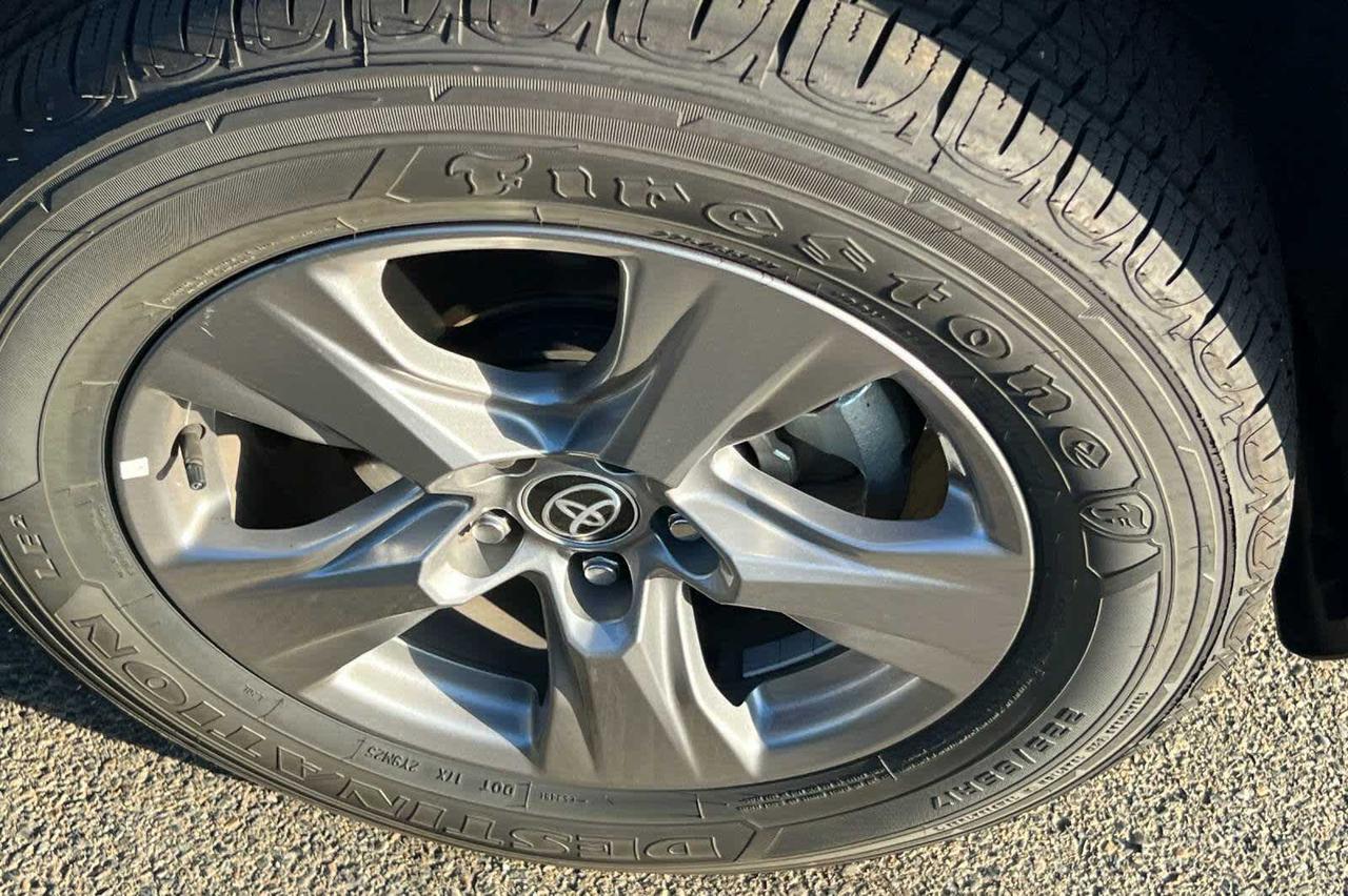 2024 Toyota RAV4 Hybrid XLE Roseville CA