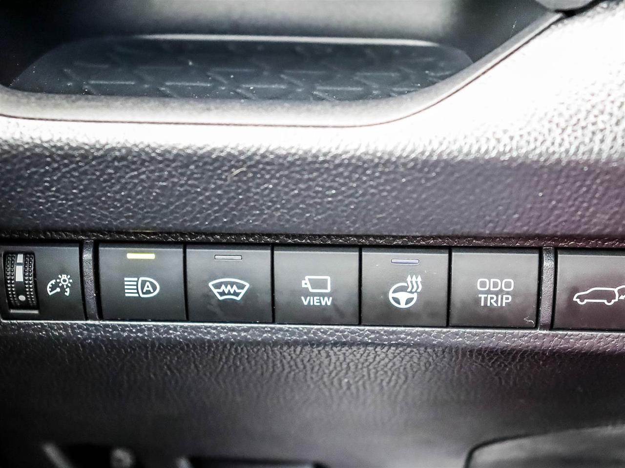 2024 Toyota RAV4 Hybrid XSE Mississauga ON