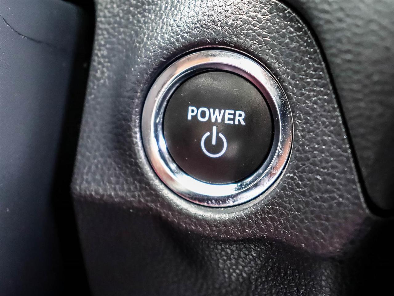 2024 Toyota RAV4 Hybrid XSE Mississauga ON