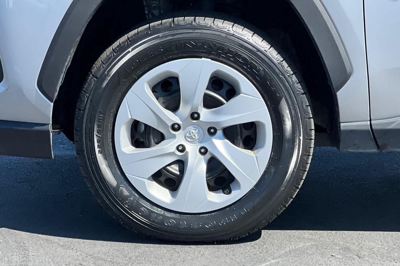 2024 Toyota RAV4 LE Roseville CA