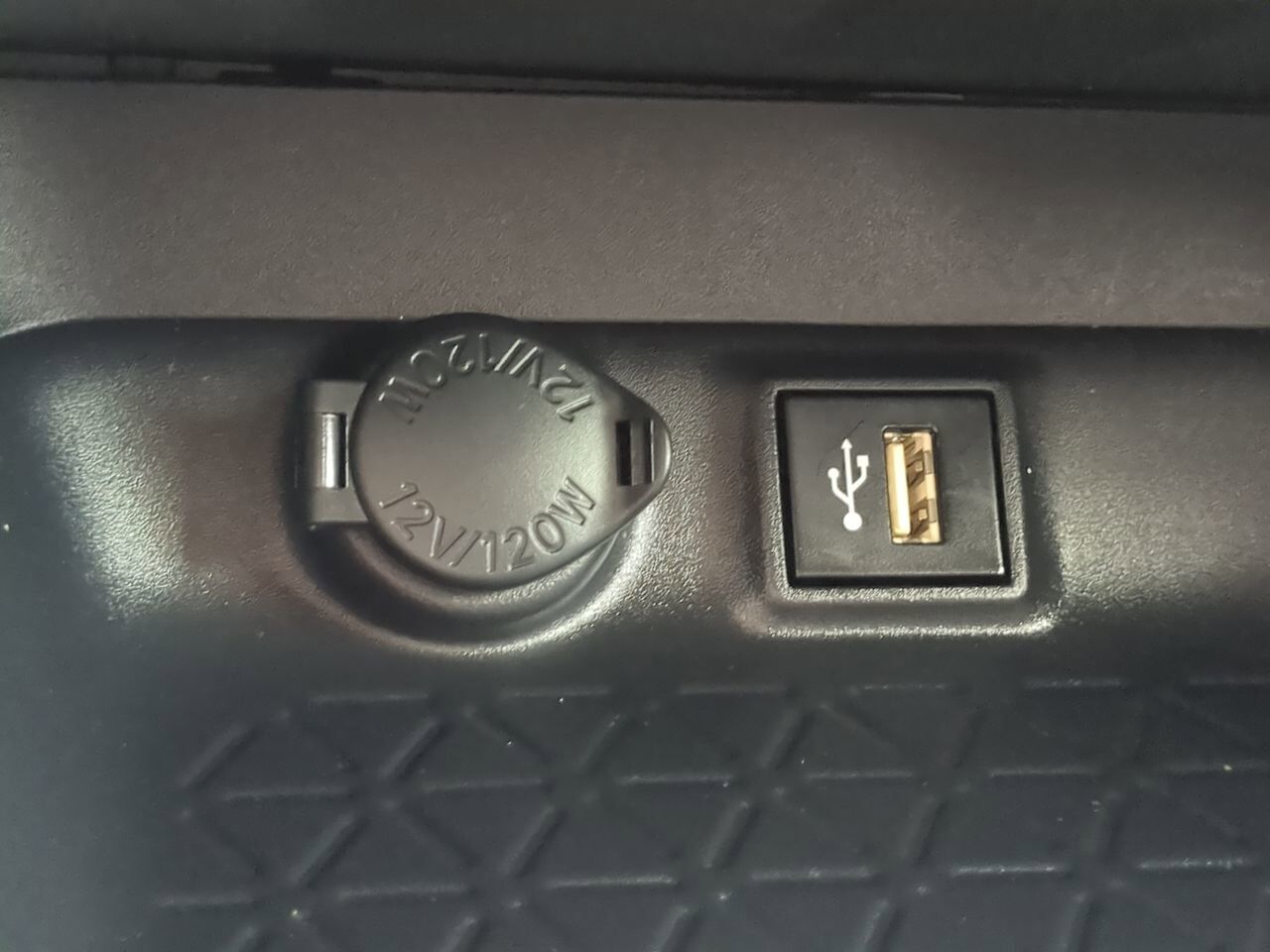 2024 Toyota RAV4 XLE Appleton WI
