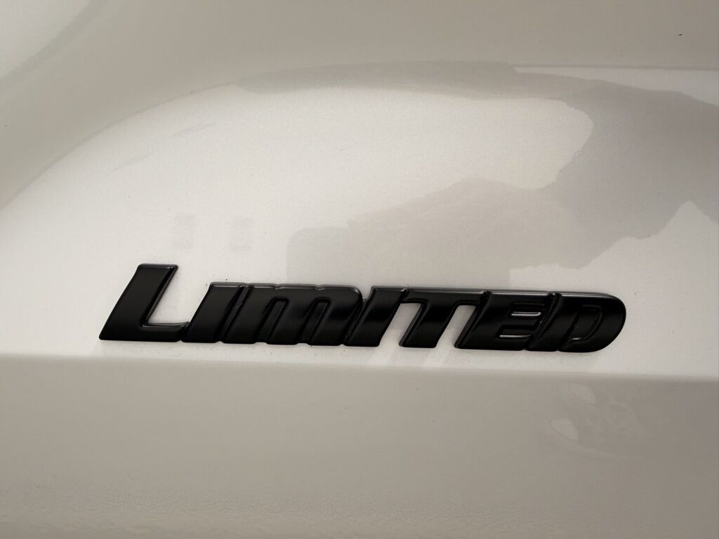 2024 Toyota Sequoia Limited 4WD Minocqua WI 2024 Toyota Sequoia Limited 4WD Minocqua WI