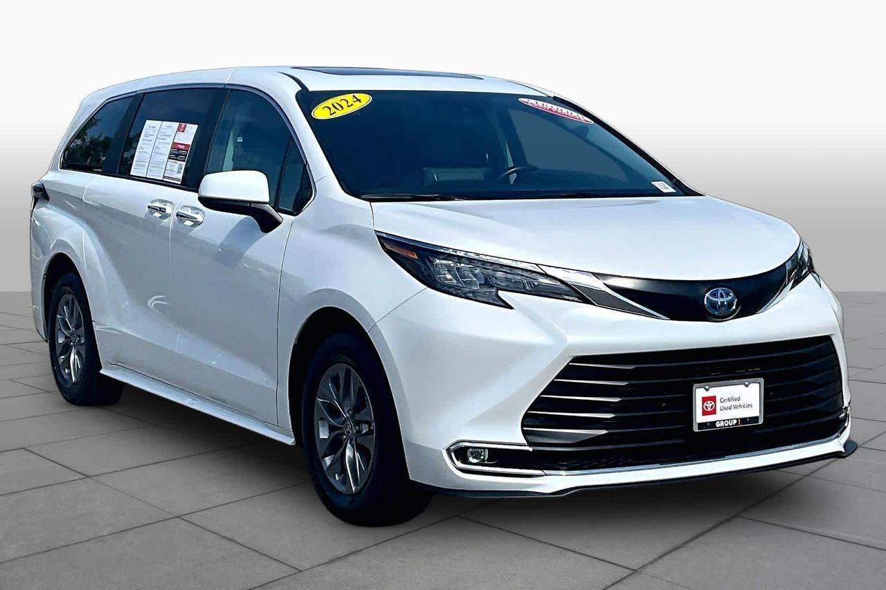 2024 Toyota Sienna XLE 2024 Toyota Sienna XLE
