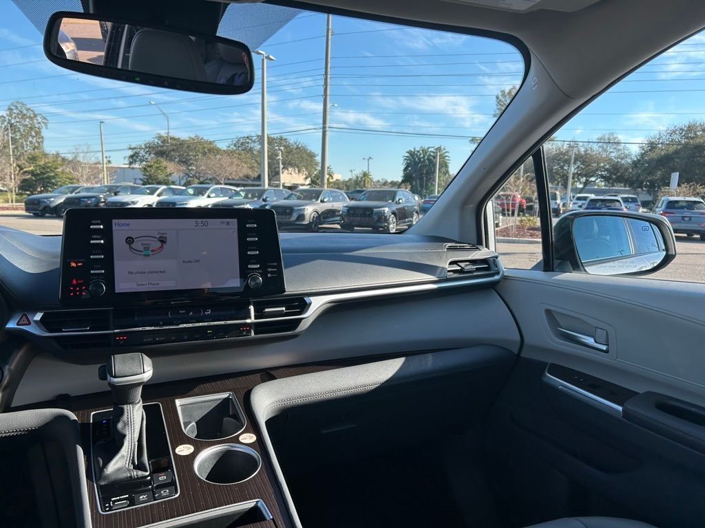 2024 Toyota Sienna XLE Lakeland FL