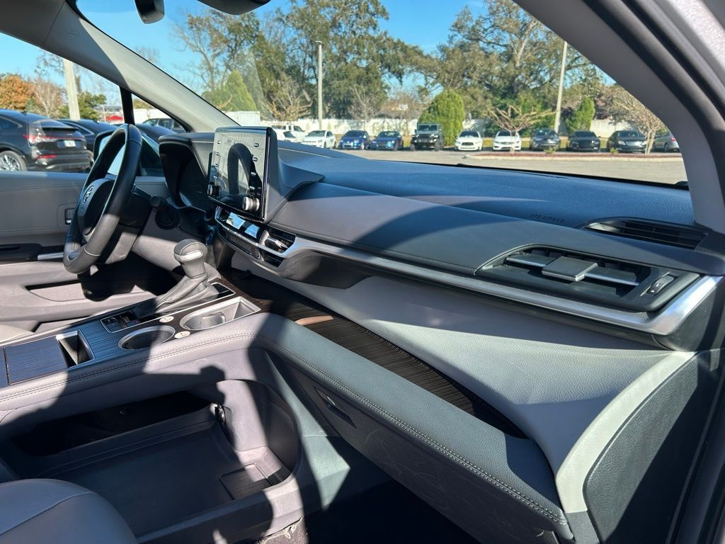 2024 Toyota Sienna XLE Lakeland FL