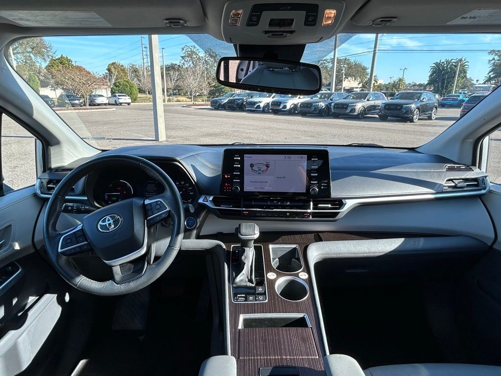 2024 Toyota Sienna XLE Lakeland FL