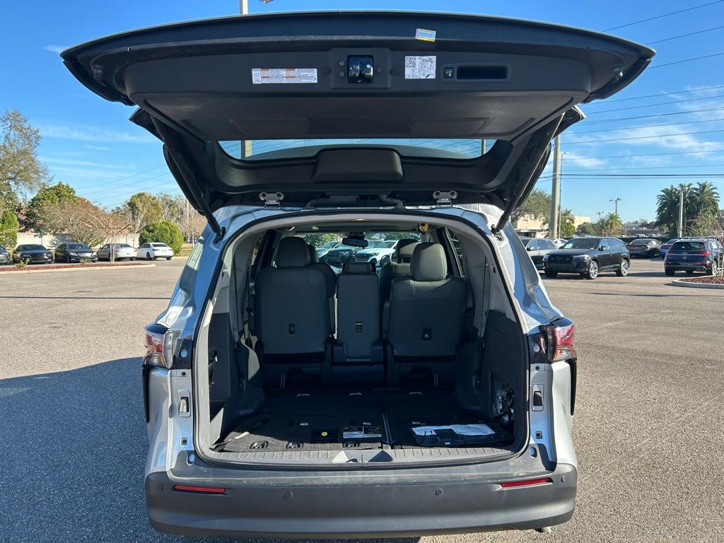 2024 Toyota Sienna XLE Lakeland FL