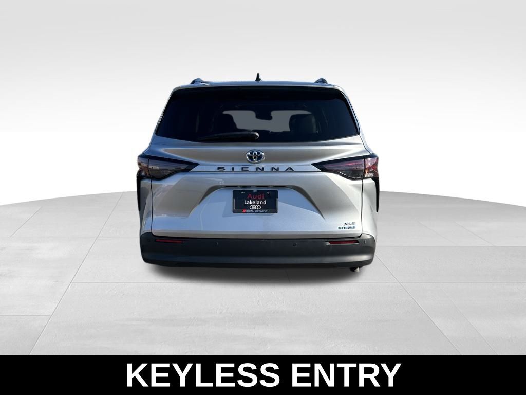 2024 Toyota Sienna XLE Lakeland FL