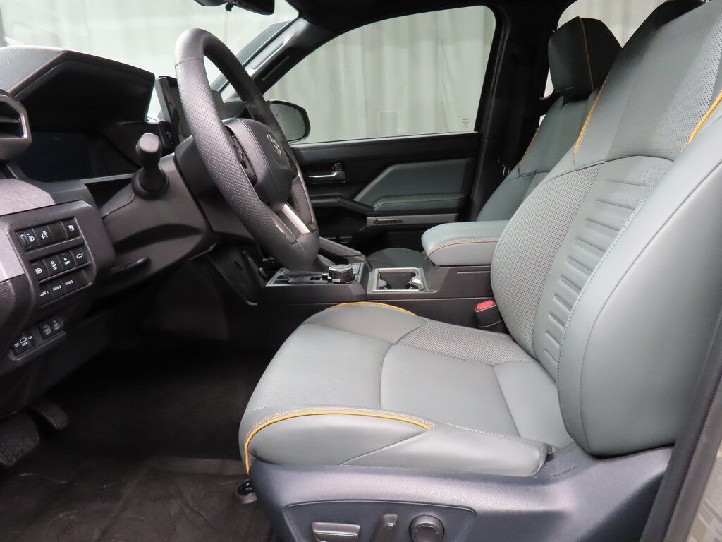 2024 Toyota Tacoma Hybrid 4x4 Crew Cab Trailhunter Fond du Lac WI 2024 Toyota Tacoma Hybrid 4x4 Crew Cab Trailhunter Fond du Lac WI