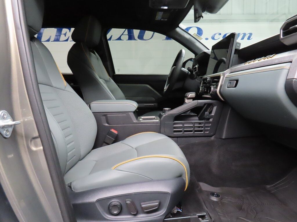 2024 Toyota Tacoma Hybrid 4x4 Crew Cab Trailhunter Fond du Lac WI 2024 Toyota Tacoma Hybrid 4x4 Crew Cab Trailhunter Fond du Lac WI