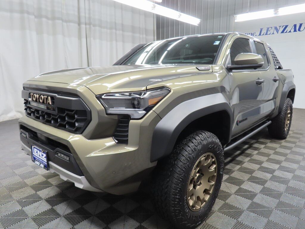 2024 Toyota Tacoma Hybrid 4x4 Crew Cab Trailhunter Fond du Lac WI 2024 Toyota Tacoma Hybrid 4x4 Crew Cab Trailhunter Fond du Lac WI