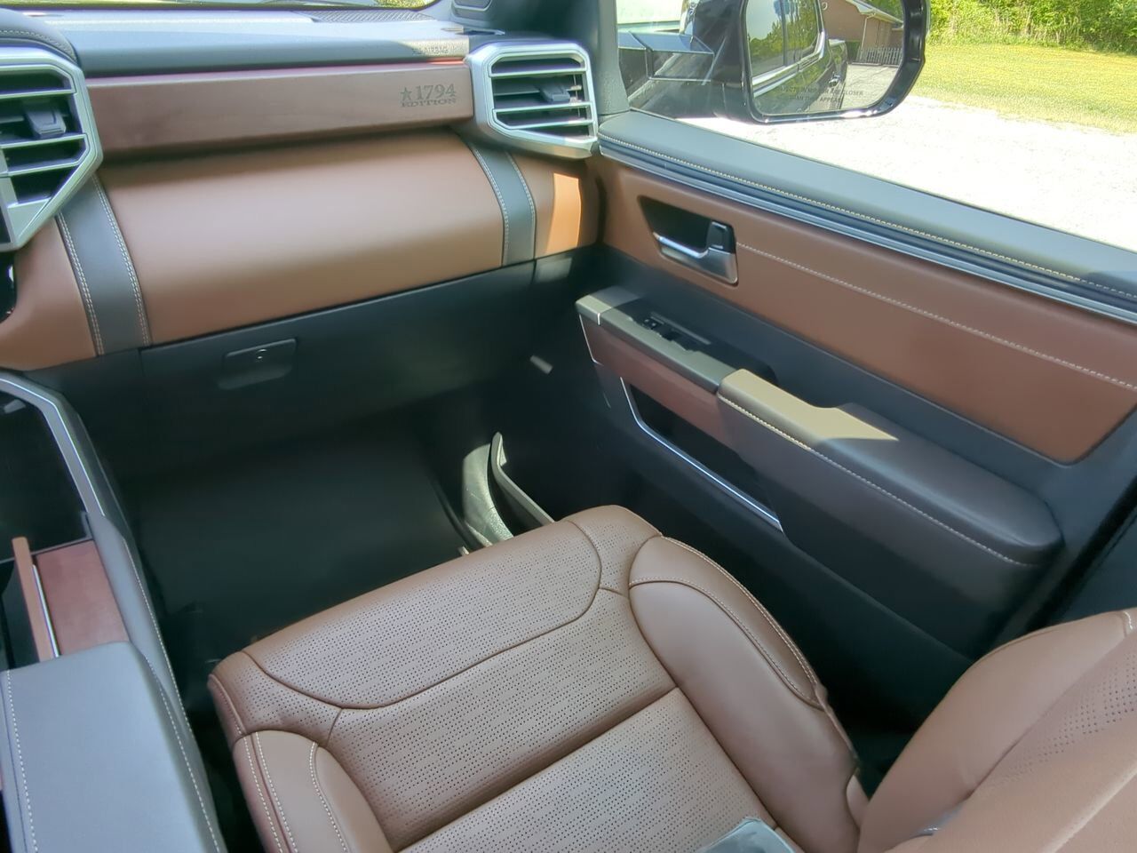 2024 Toyota Tundra 4WD 1794 Edition Hybrid Appleton WI