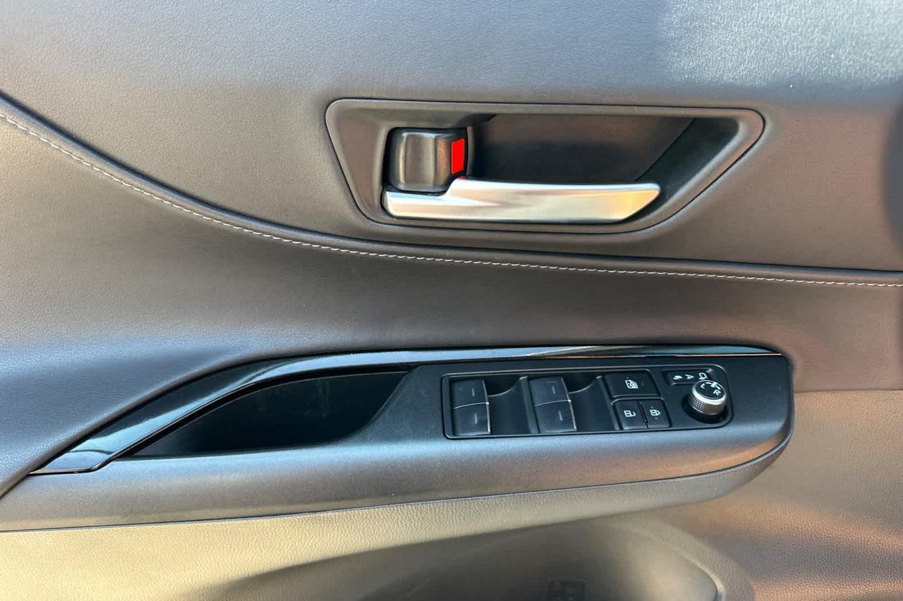 2024 Toyota Venza LE Roseville CA
