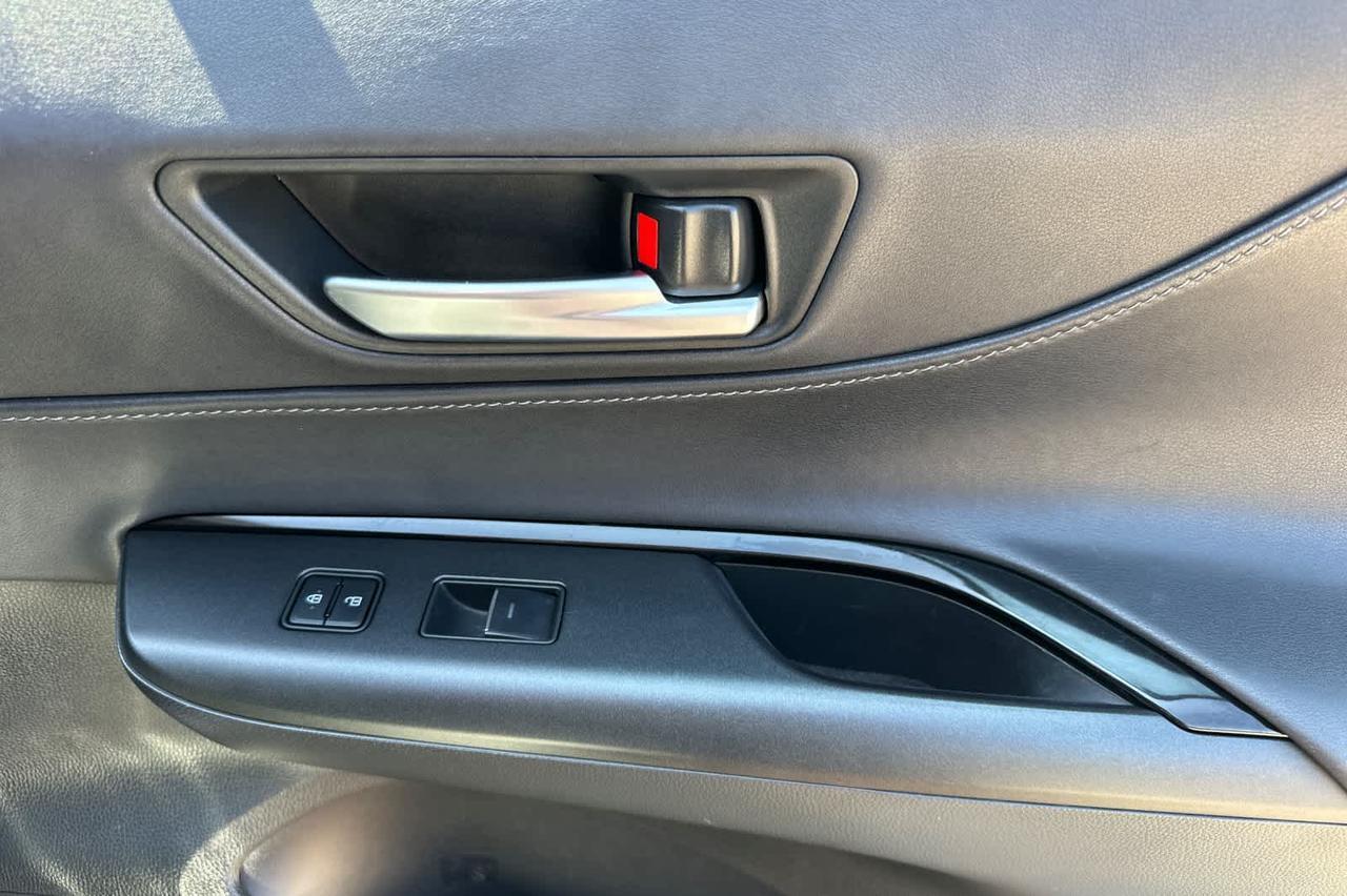 2024 Toyota Venza LE Roseville CA