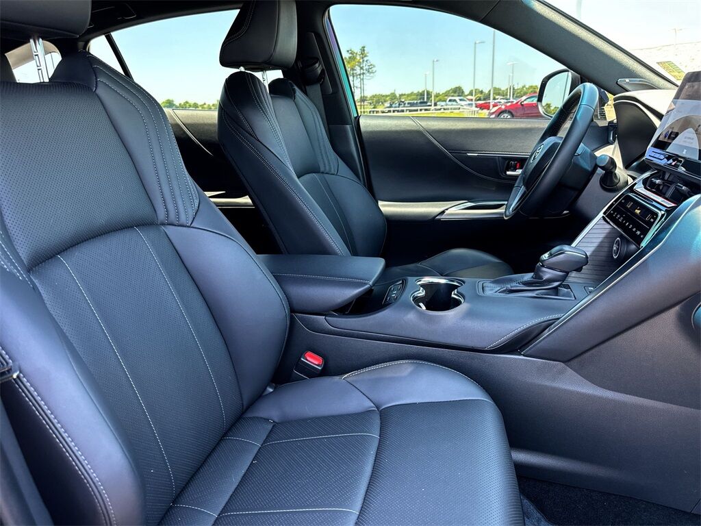 2024 Toyota Venza Limited Oklahoma City OK