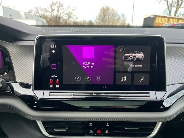 2024 Volkswagen Atlas 2.0T Peak Edition SE w/Technology Oshkosh WI