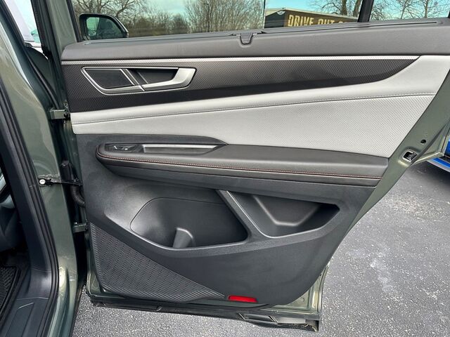 2024 Volkswagen Atlas 2.0T Peak Edition SE w/Technology Oshkosh WI