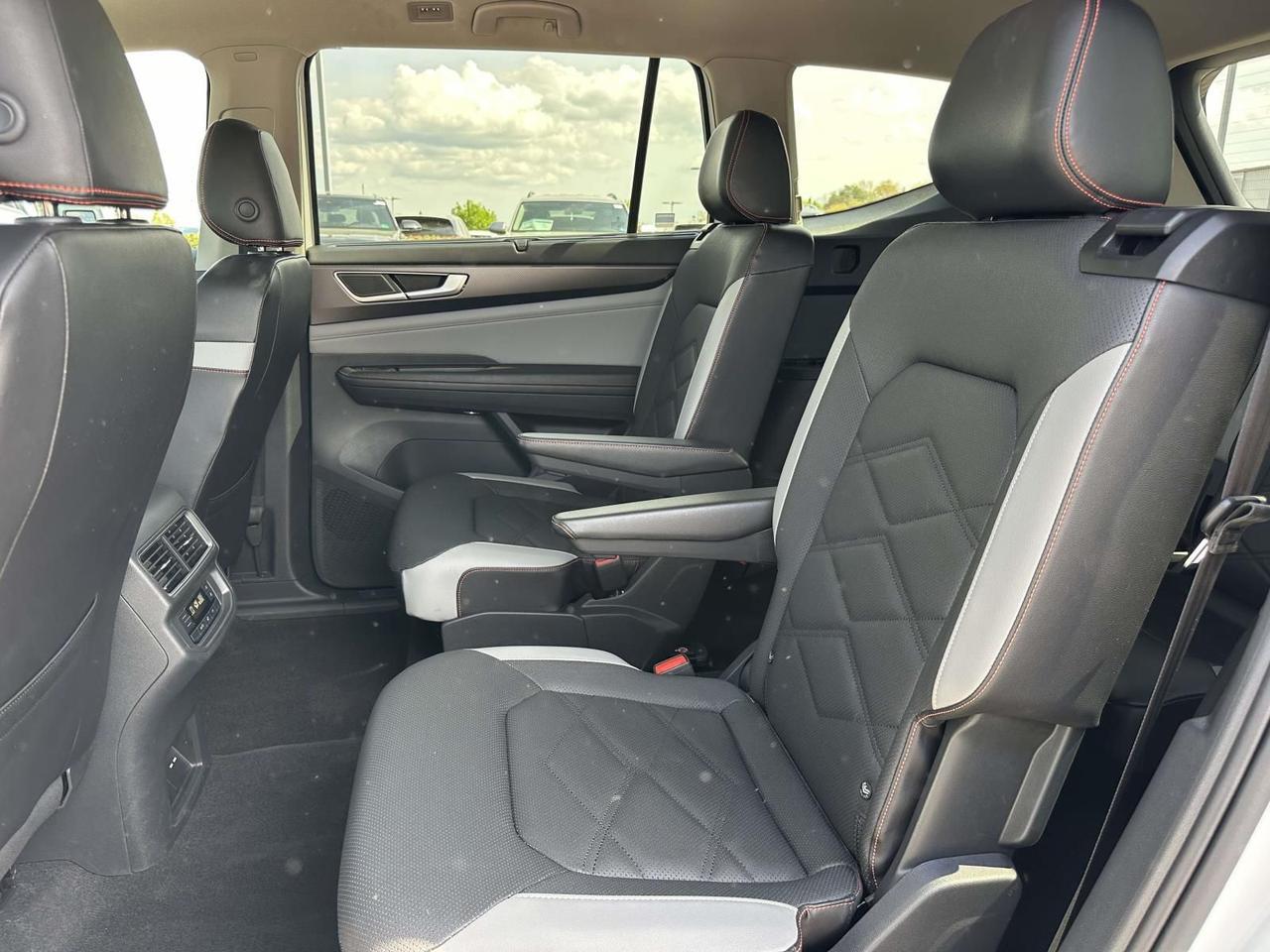 2024 Volkswagen Atlas 2.0T Peak Edition SEL Woodbridge VA