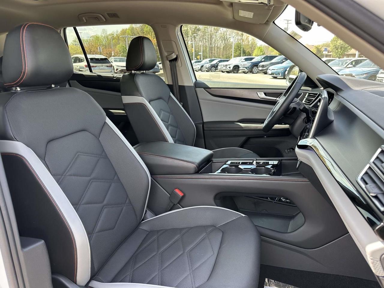 2024 Volkswagen Atlas 2.0T Peak Edition SEL Woodbridge VA