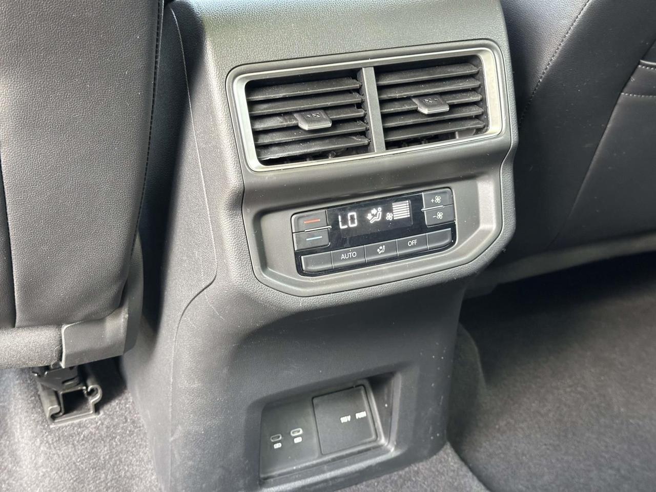 2024 Volkswagen Atlas 2.0T Peak Edition SEL Woodbridge VA