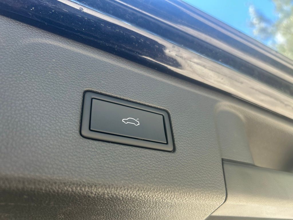 2024 Volkswagen Atlas 2.0T Peak Edition SEL Tampa FL