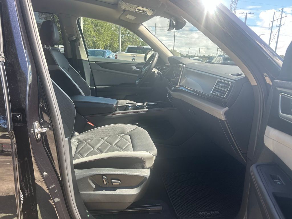 2024 Volkswagen Atlas 2.0T Peak Edition SEL Tampa FL