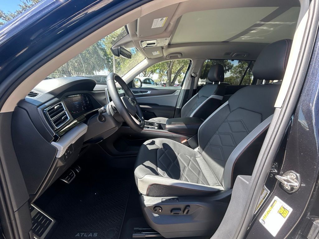 2024 Volkswagen Atlas 2.0T Peak Edition SEL Tampa FL