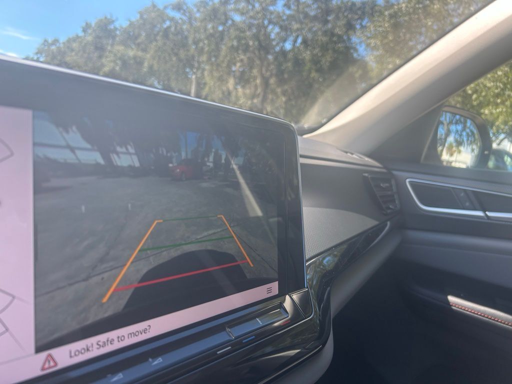 2024 Volkswagen Atlas 2.0T Peak Edition SEL Tampa FL