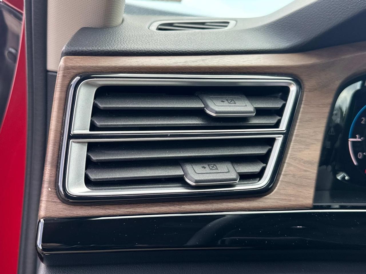 2024 Volkswagen Atlas 2.0T SE w/Technology Woodbridge VA