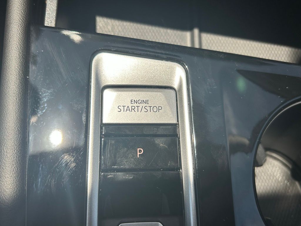 2024 Volkswagen Atlas 2.0T SE w/Technology Tampa FL