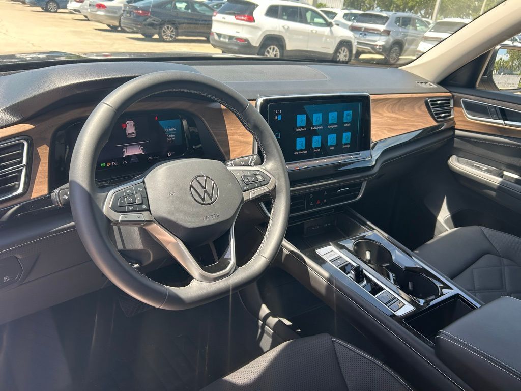2024 Volkswagen Atlas 2.0T SE w/Technology Tampa FL