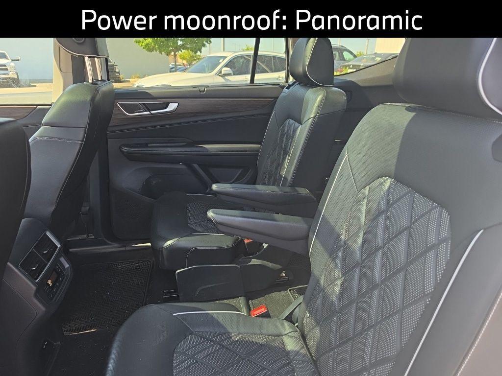 2024 Volkswagen Atlas 2.0T SEL Premium R-Line