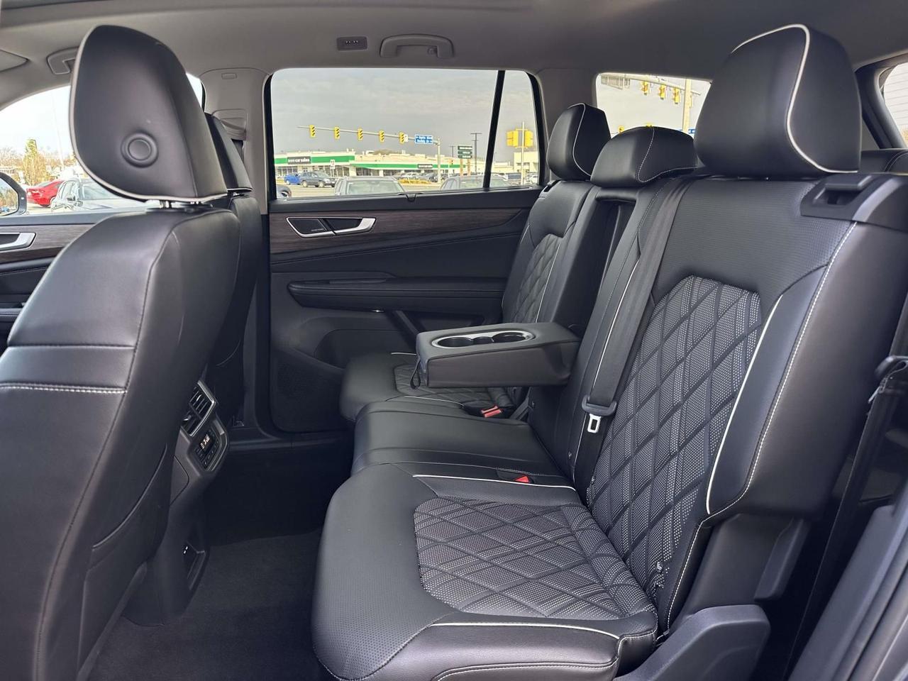 2024 Volkswagen Atlas 2.0T SEL Premium R-Line Woodbridge VA