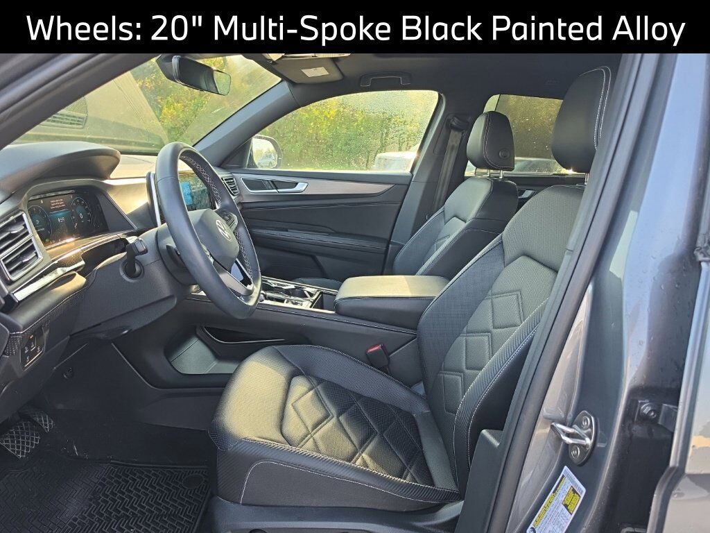 2024 Volkswagen Atlas Cross Sport 2.0T SE w/Technology