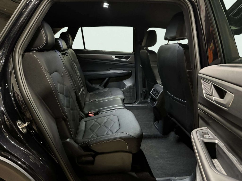 2024 Volkswagen Atlas Cross Sport 2.0T SE w/Technology San Clemente CA