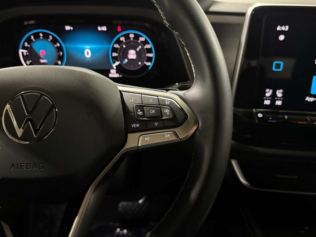 2024 Volkswagen Atlas Cross Sport 2.0T SE w/Technology San Clemente CA