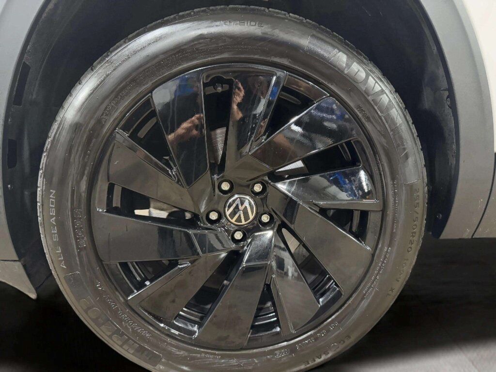 2024 Volkswagen Atlas Cross Sport 2.0T SE w/Technology San Clemente CA